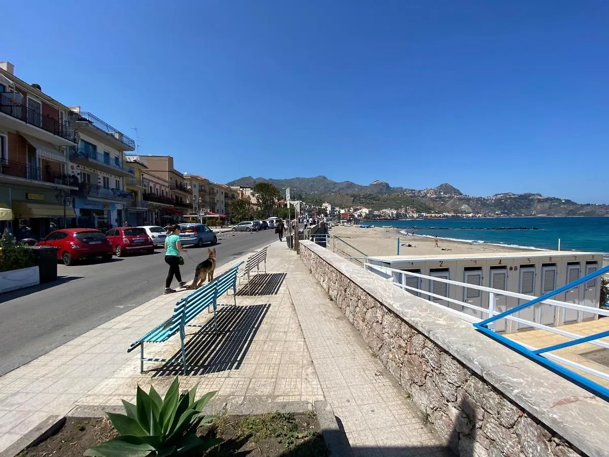 Διαμέρισμα Terrace Under Taormina Just A Few Minutes Walk To The Free Beach And Downtown! Giardini Naxos